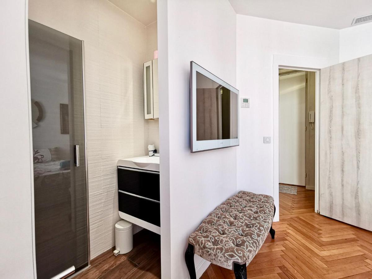 Luxury Baquis Apartment นีซ ภายนอก รูปภาพ